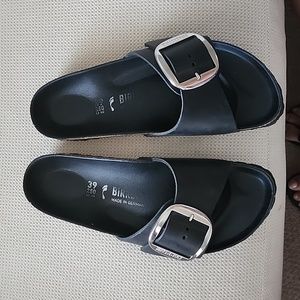 EUC Birkenstock Big Buckle sz 39 narrow